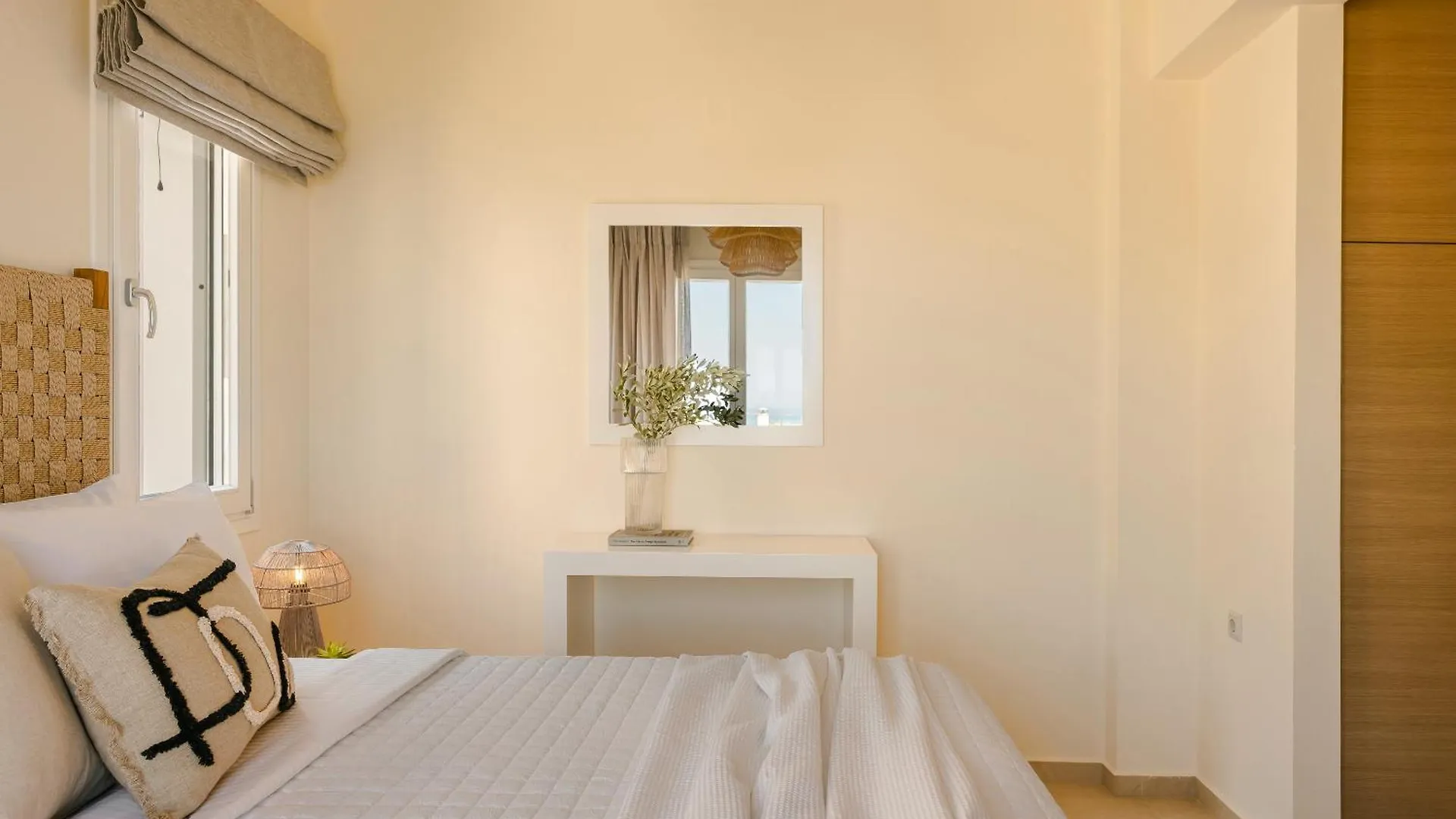 Apartment Alma Luxury Suites Svoronata