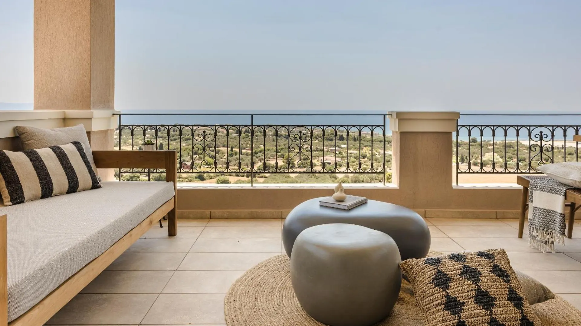 Alma Luxury Suites Svoronata 0*,  Greece
