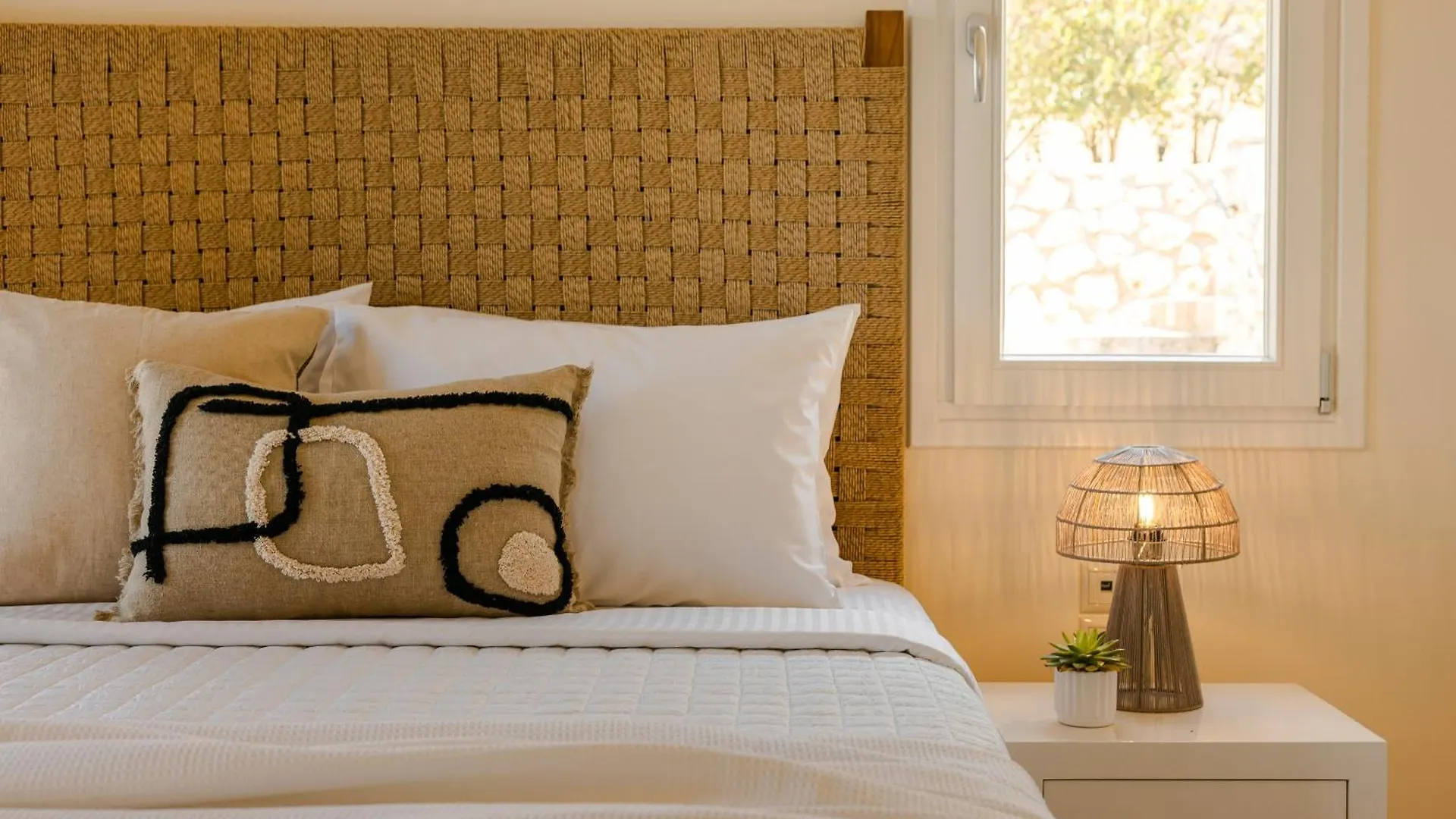 Apartment Alma Luxury Suites Svoronata Greece