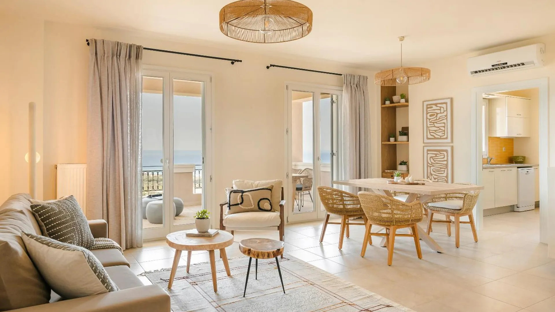 Alma Luxury Suites Svoronata