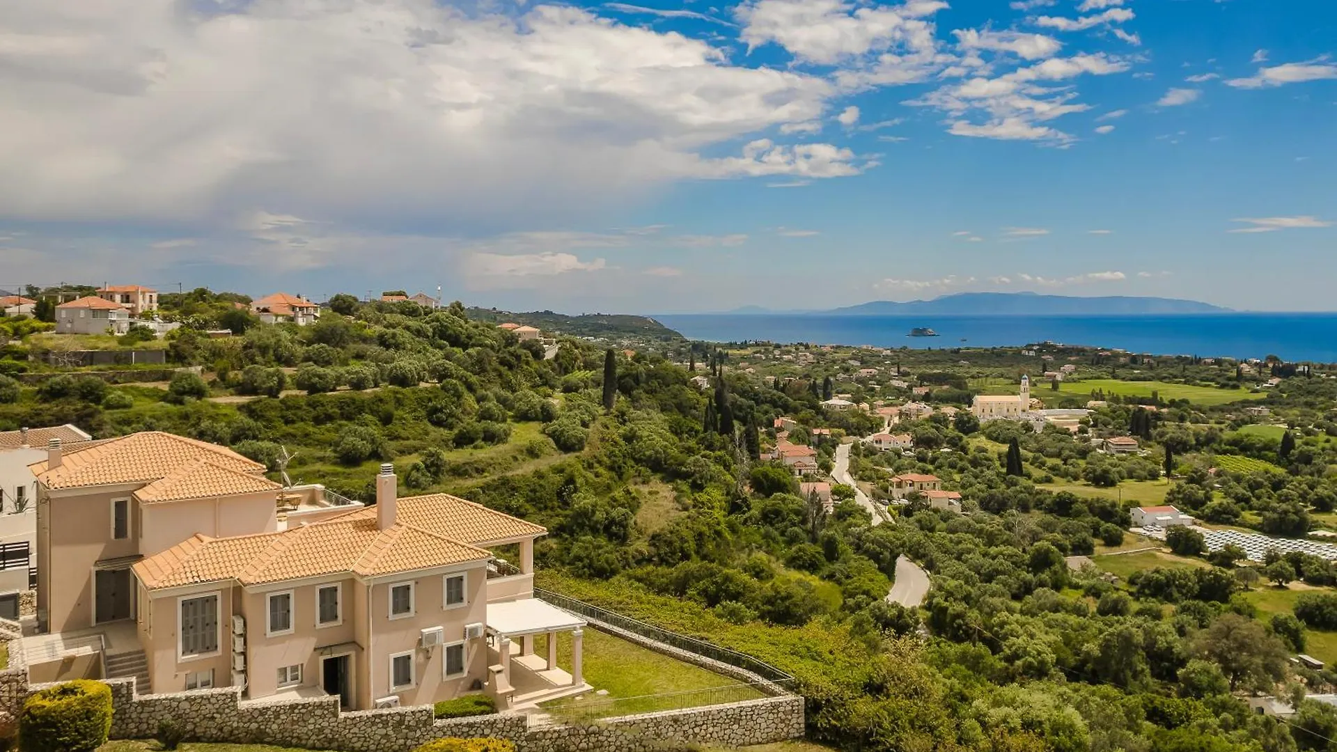 Alma Luxury Suites Svoronata 0*,  Greece